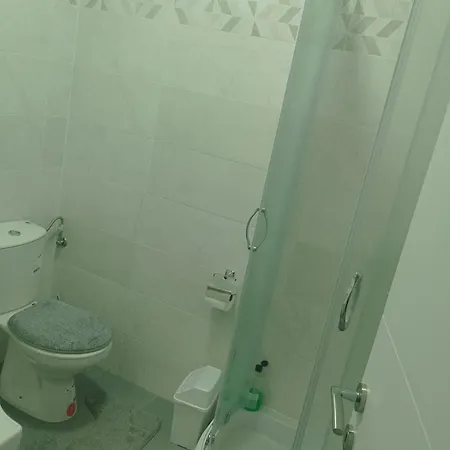 Plaza 7 Srebrno Jezero