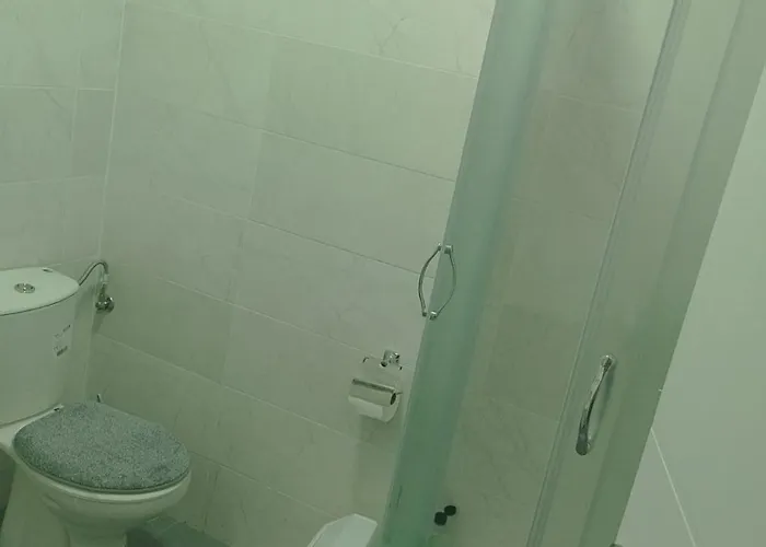 Plaza 7 Srebrno Jezero